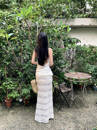 white fishtail skirt 01