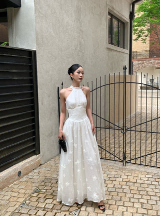 white butterfly dress 01