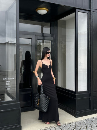 backless fishtail dress