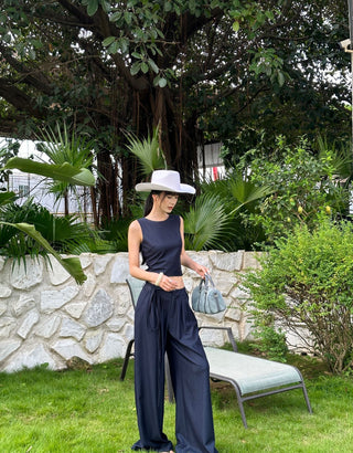 backless pants set