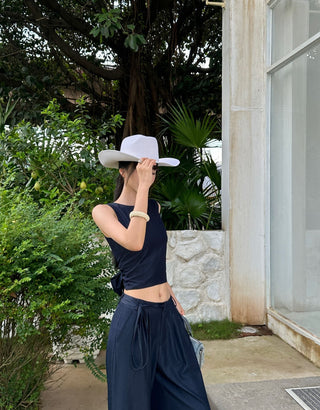 backless pants set
