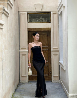 black lace skirt 01