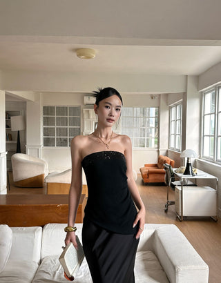 black lace skirt 01