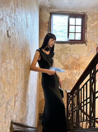 black oblique dress