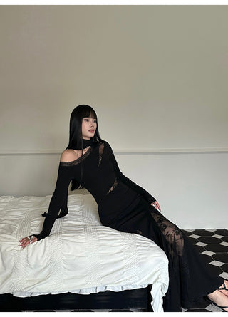 black lace skirt