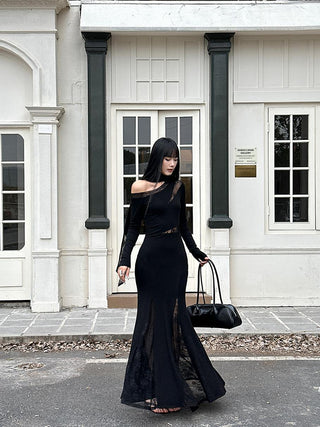 black lace skirt