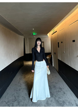 white fishtail skirt