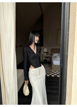 white fishtail skirt