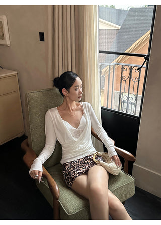 white cross-neck set