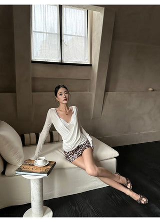 white cross-neck set