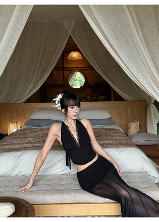 black V-neck set
