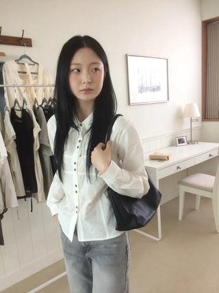Two-button cut-out shirred busquet long-sleeve shirt