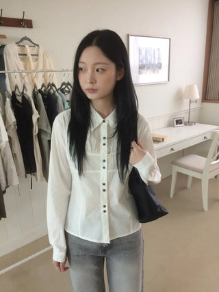 Two-button cut-out shirred busquet long-sleeve shirt