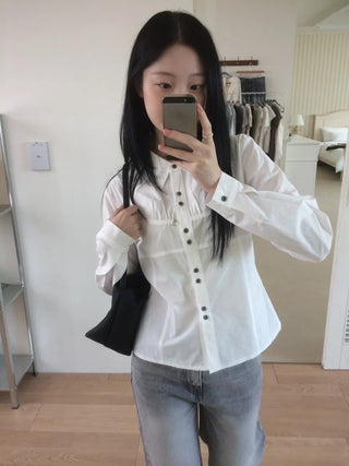 Two-button cut-out shirred busquet long-sleeve shirt