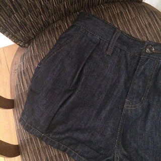 Button Dark Blue Kitsch Pumpkin Balloon Shorts