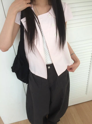 Light pink cap, round collar, double-button, cut-out short-sleeve shirt