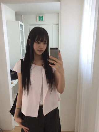 Light pink cap, round collar, double-button, cut-out short-sleeve shirt