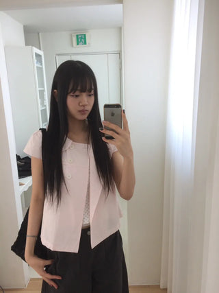 Light pink cap, round collar, double-button, cut-out short-sleeve shirt
