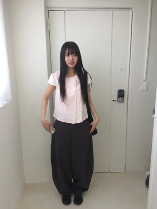 Light pink cap, round collar, double-button, cut-out short-sleeve shirt
