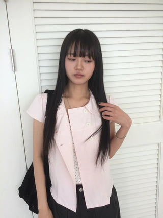 Light pink cap, round collar, double-button, cut-out short-sleeve shirt