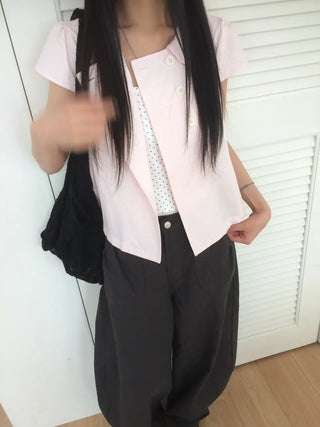 Light pink cap, round collar, double-button, cut-out short-sleeve shirt