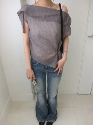 Off-side Button Delicate Fit Blouse