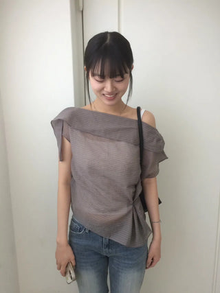 Off-side Button Delicate Fit Blouse