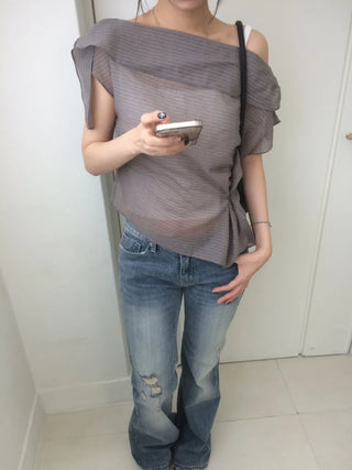 Off-side Button Delicate Fit Blouse