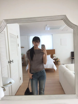 Off-side Button Delicate Fit Blouse