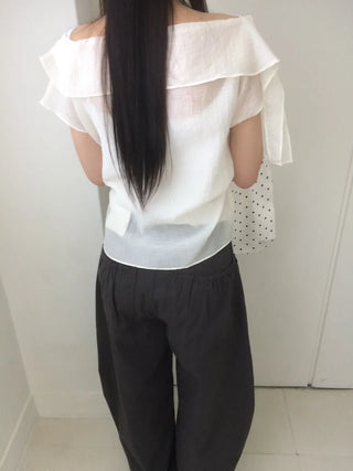 Off-side Button Delicate Fit Blouse