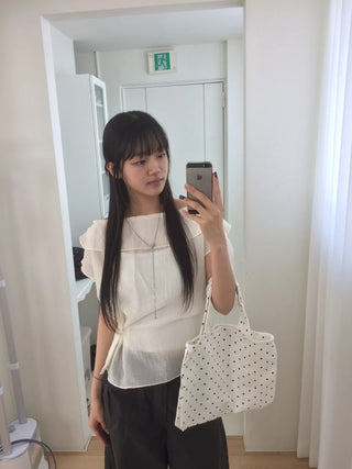 Off-side Button Delicate Fit Blouse