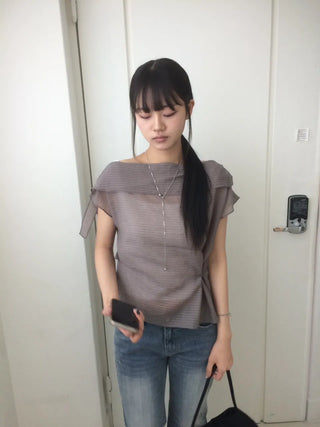 Off-side Button Delicate Fit Blouse