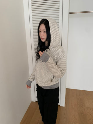 Coing Stripe Button Pocket Zip-up Hoodie