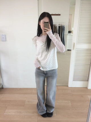 Grey mid-low rise wide-wash denim