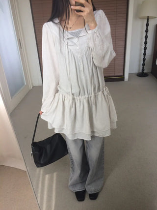 Grey mid-low rise wide-wash denim
