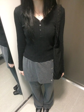 Ribbed V-neck Button Detail Delicate Long Sleeve T-shirt