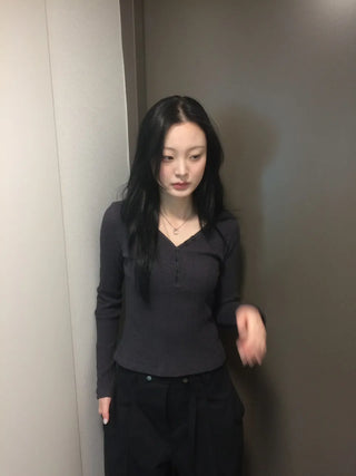 Ribbed V-neck Button Detail Delicate Long Sleeve T-shirt