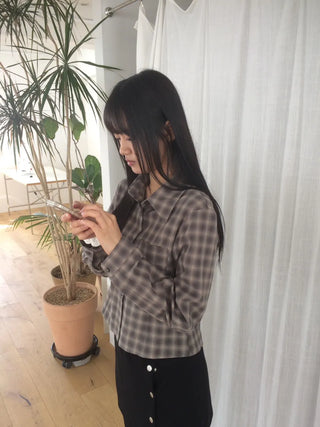 Blur Check Crop Collar Pocket Long Sleeve Shirt