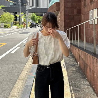 Frill wave blouse