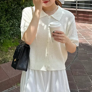 Short-sleeved knit shirt
