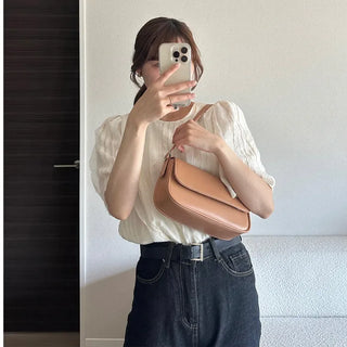 Frill wave blouse