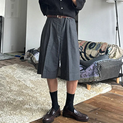 (Unisex) Two-pleat Bermuda shorts