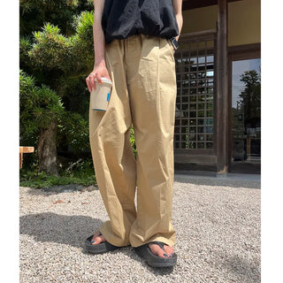 One-tuck banded cotton pants