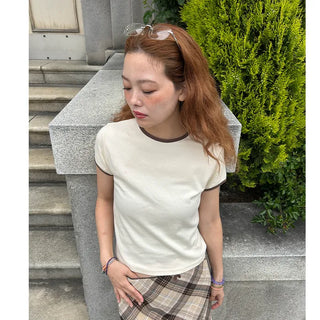 Two-tone block ringer neck T-shirt