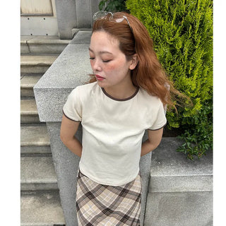 Two-tone block ringer neck T-shirt
