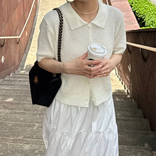 Short-sleeved knit shirt