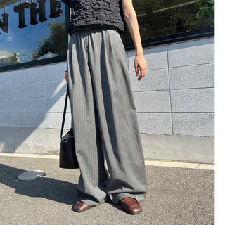 Pleated loafers