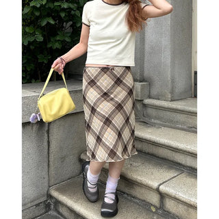 Two-tone block ringer neck T-shirt