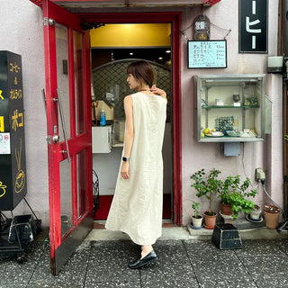 Classic dress