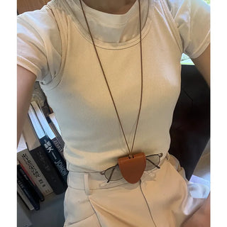 Triangle Glasses Holder